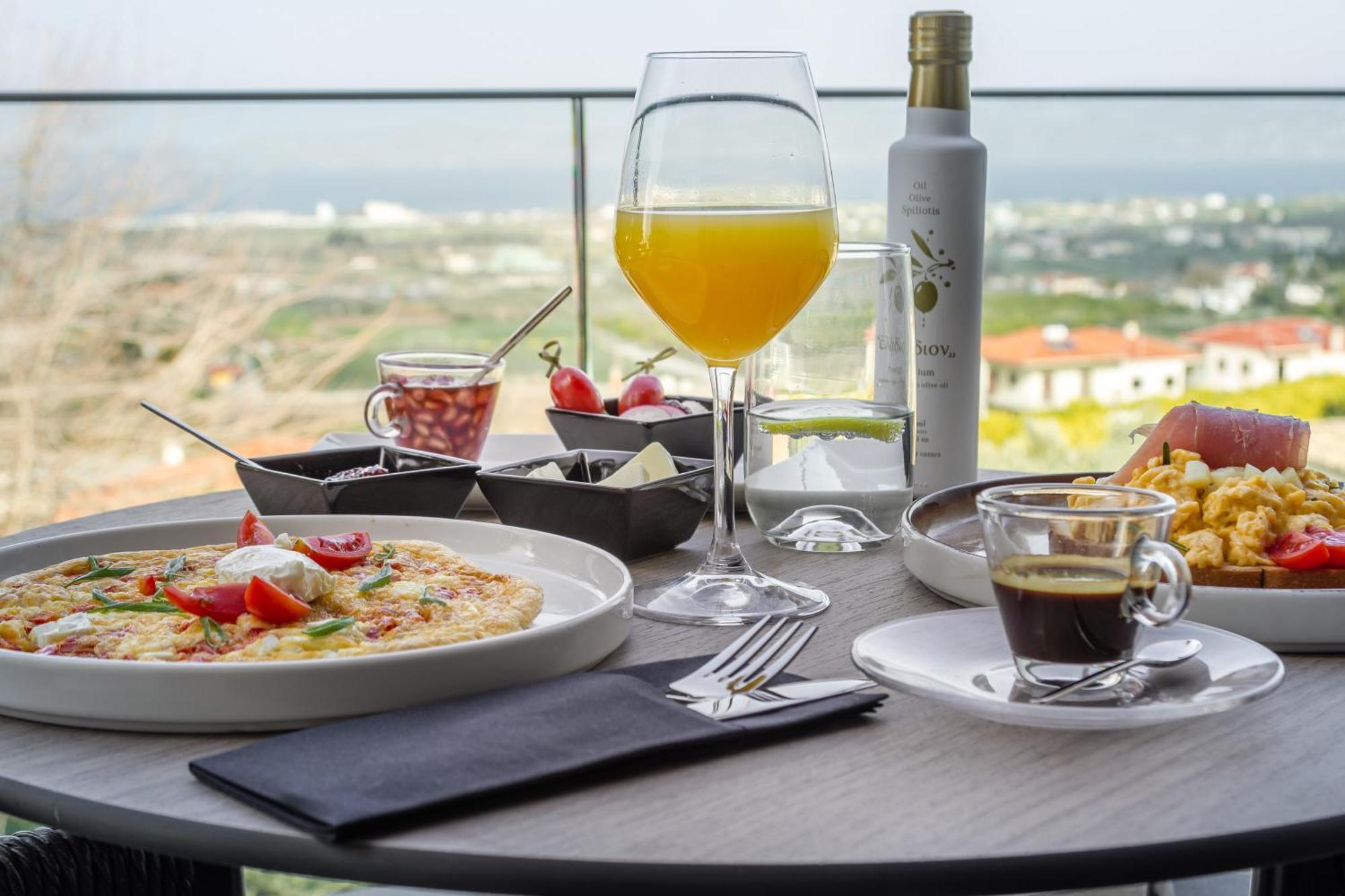 Acro Upscale Residences Corinth Buitenkant foto